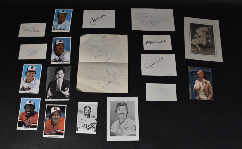 Lot of 18 Baseball & Other Autographs